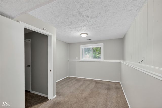 10322 Starview Drive, Indianapolis, IN 46229