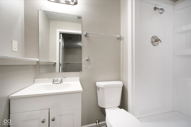 10322 Starview Drive, Indianapolis, IN 46229