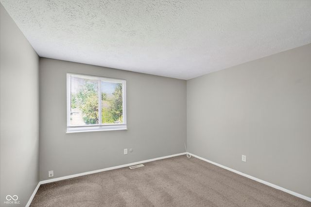 10322 Starview Drive, Indianapolis, IN 46229