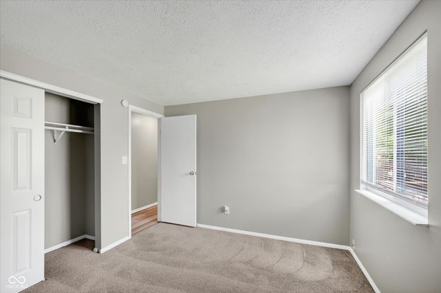 10322 Starview Drive, Indianapolis, IN 46229
