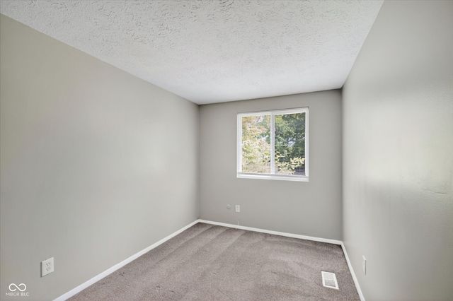 10322 Starview Drive, Indianapolis, IN 46229