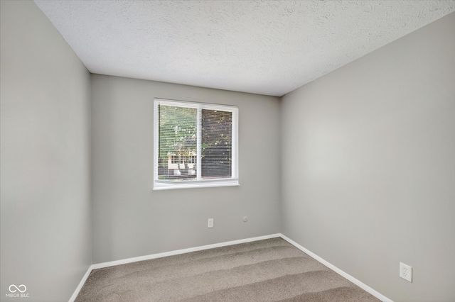 10322 Starview Drive, Indianapolis, IN 46229