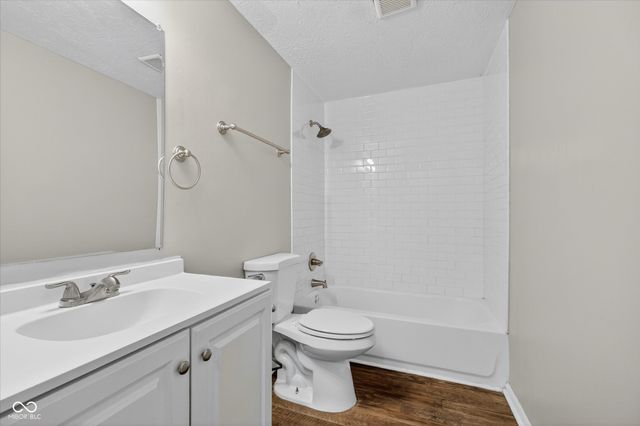 10322 Starview Drive, Indianapolis, IN 46229