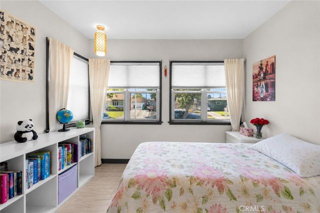 6721 E La Marimba, Long Beach, CA 90815