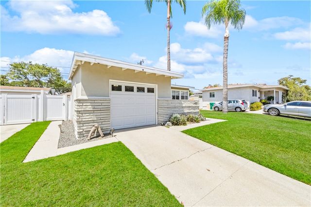 6721 E La Marimba, Long Beach, CA 90815