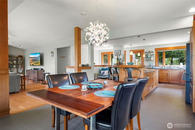532 Whitecap Road, Bellingham, WA 98229