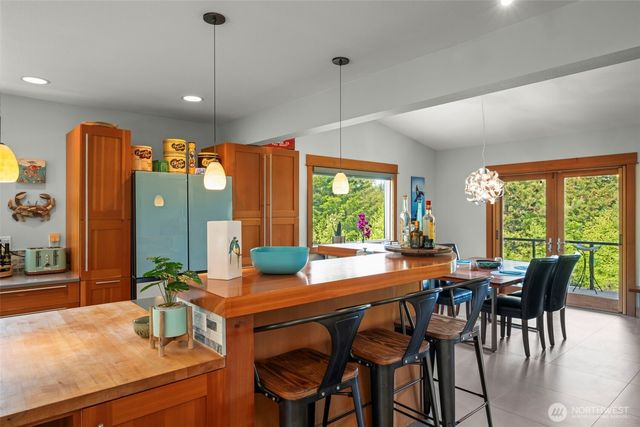 532 Whitecap Road, Bellingham, WA 98229