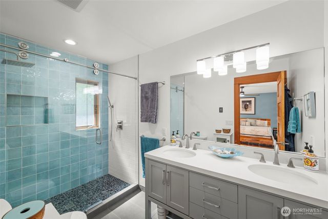 532 Whitecap Road, Bellingham, WA 98229