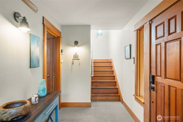 532 Whitecap Road, Bellingham, WA 98229