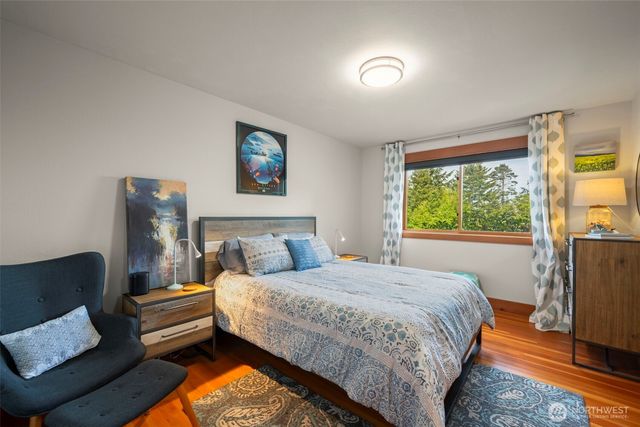 532 Whitecap Road, Bellingham, WA 98229