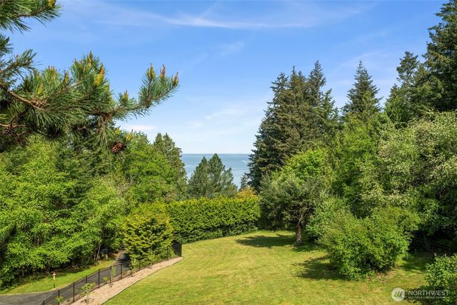 532 Whitecap Road, Bellingham, WA 98229