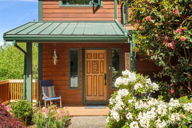 532 Whitecap Road, Bellingham, WA 98229