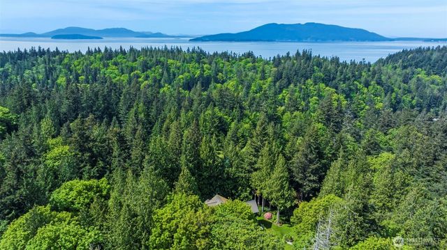 532 Whitecap Road, Bellingham, WA 98229