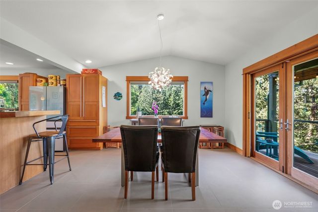 532 Whitecap Road, Bellingham, WA 98229