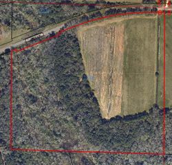 2400 Co Rd 6, Headland, AL 36345