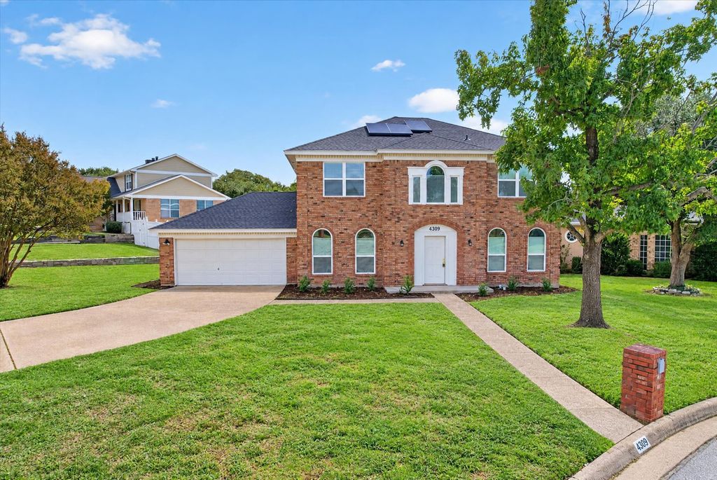 4309 Downsview Court, Arlington, TX 76016 — photo 2