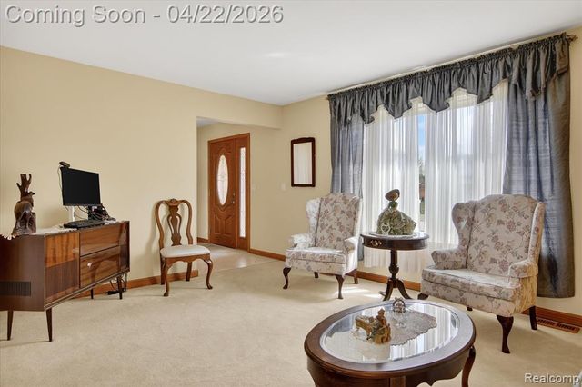 44226 Harsdale Drive, Canton, MI 48187