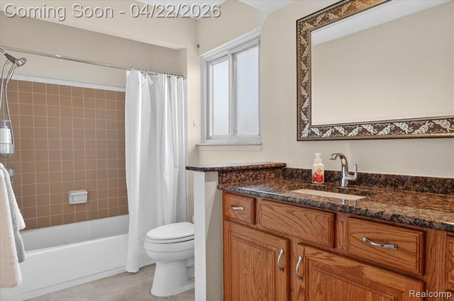 44226 Harsdale Drive, Canton, MI 48187