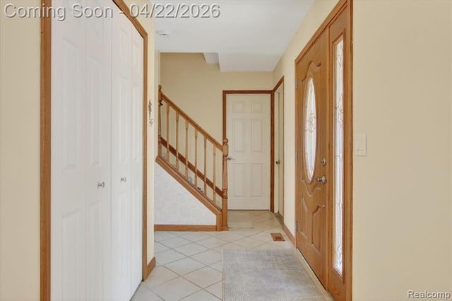 44226 Harsdale Drive, Canton, MI 48187