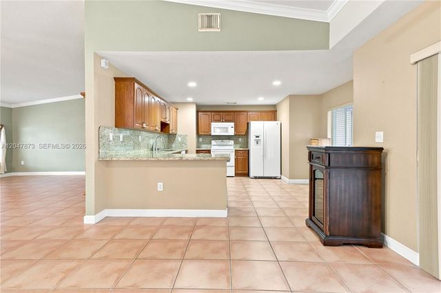 15059 SW 33rd Ter, Miami, FL 33185