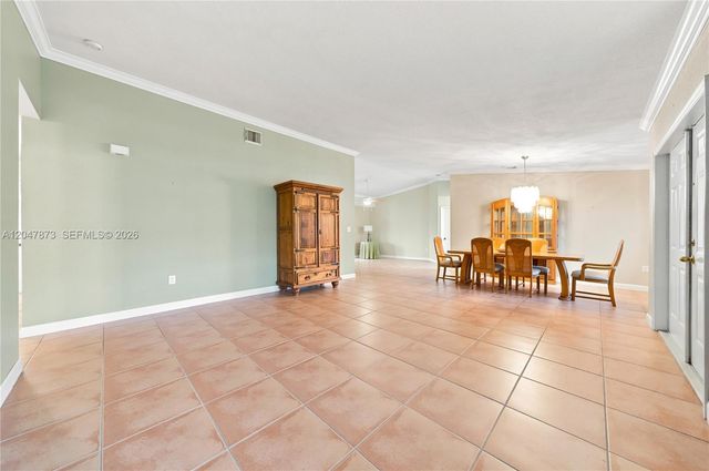15059 SW 33rd Ter, Miami, FL 33185