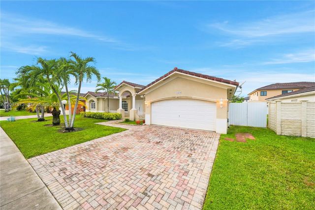 15059 SW 33rd Ter, Miami, FL 33185