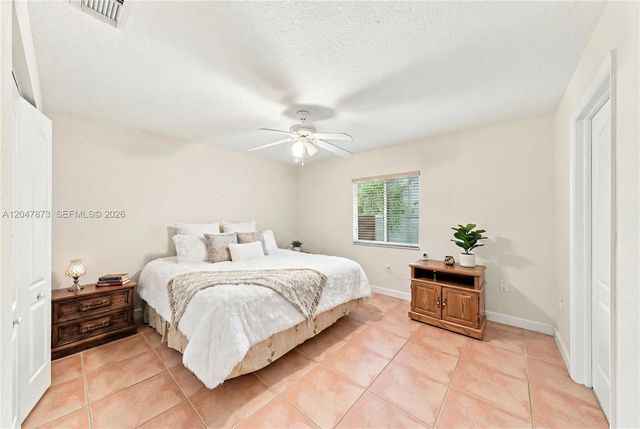 15059 SW 33rd Ter, Miami, FL 33185