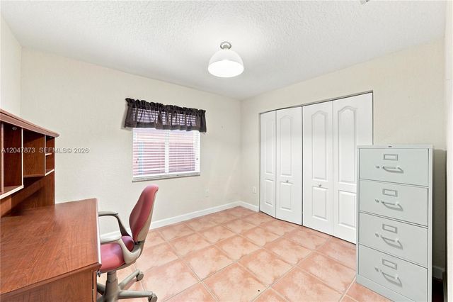 15059 SW 33rd Ter, Miami, FL 33185