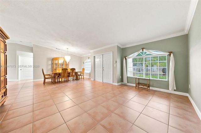 15059 SW 33rd Ter, Miami, FL 33185