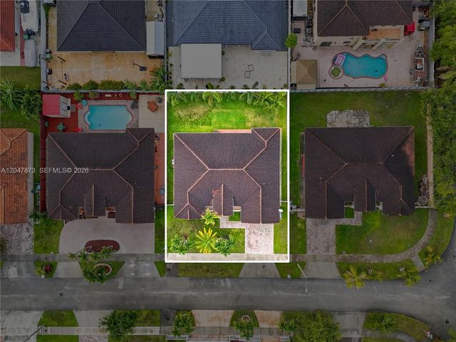 15059 SW 33rd Ter, Miami, FL 33185