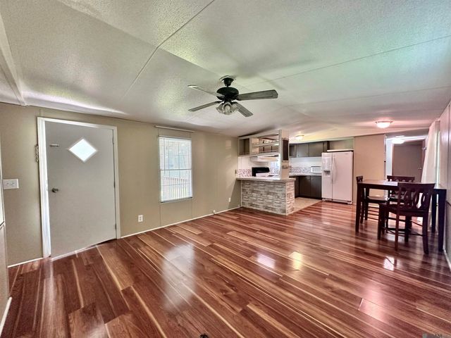 43491 La Hwy 42, Prairieville, LA 70769
