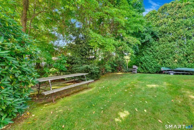 7 Barrett Drive, East Lyme, CT 06357
