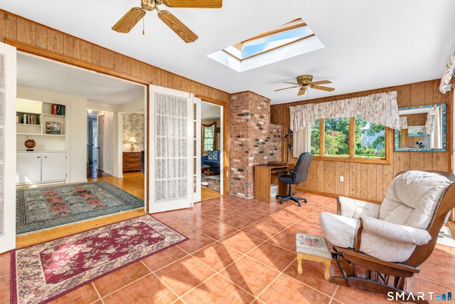 7 Barrett Drive, East Lyme, CT 06357