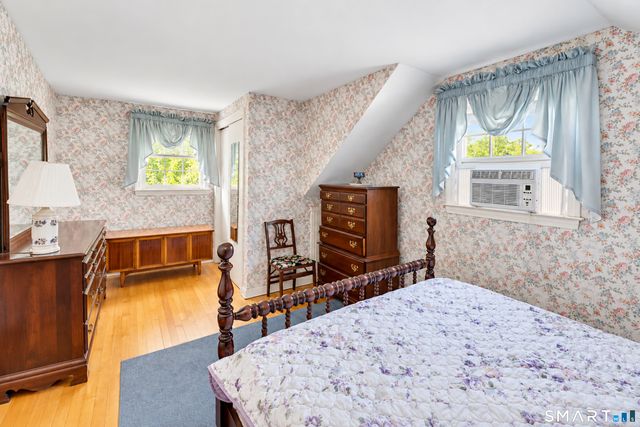 7 Barrett Drive, East Lyme, CT 06357