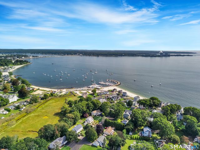 7 Barrett Drive, East Lyme, CT 06357