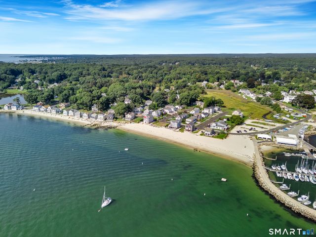 7 Barrett Drive, East Lyme, CT 06357