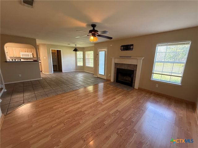 4403 Oak Vista Circle, Killeen, TX 76542