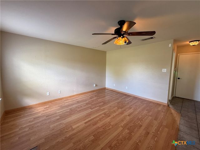 4403 Oak Vista Circle, Killeen, TX 76542