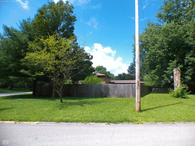 1120 Hillview Drive, Franklin, IN 46131