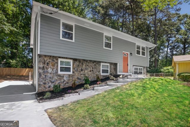 2293 Cherokee Valley Drive, Lithonia, GA 30058