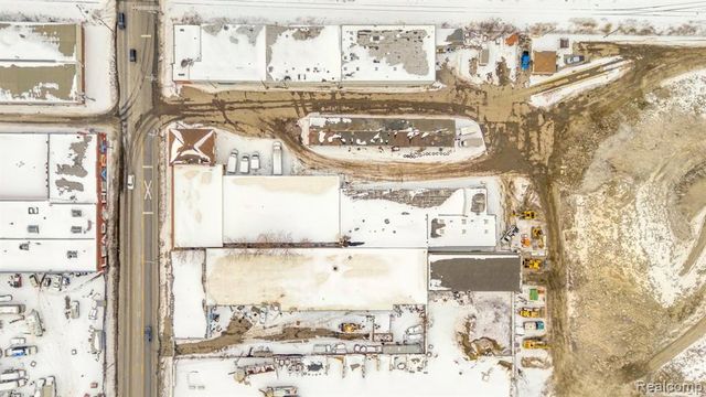 14290 Meyers Road, Detroit, MI 48227