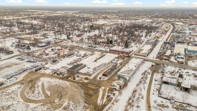 14290 Meyers Road, Detroit, MI 48227