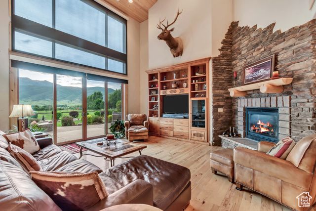 2984 WINTERTON RD, Charleston, UT 84032