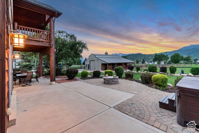 2984 WINTERTON RD, Charleston, UT 84032