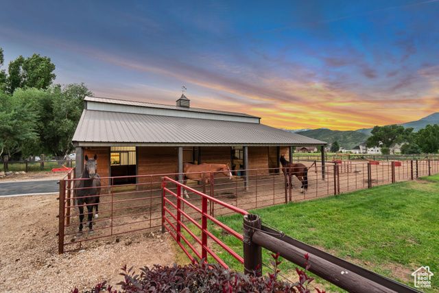 2984 WINTERTON RD, Charleston, UT 84032