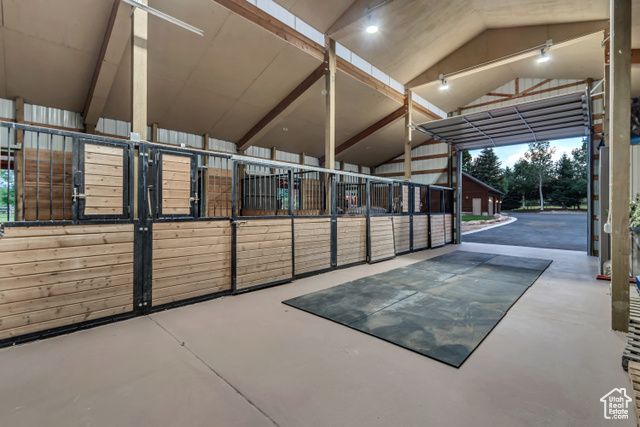2984 WINTERTON RD, Charleston, UT 84032