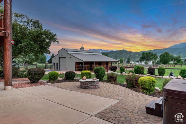 2984 WINTERTON RD, Charleston, UT 84032