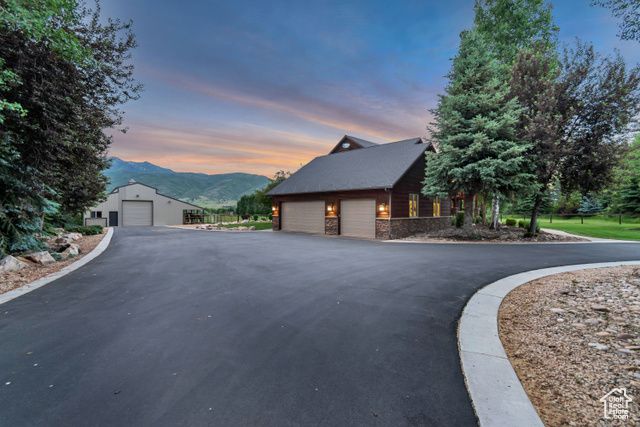 2984 WINTERTON RD, Charleston, UT 84032