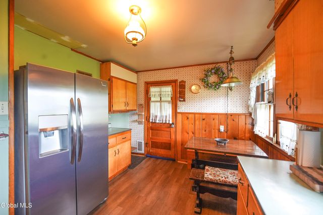 7 N 2nd Street, Cohoes, NY 12047