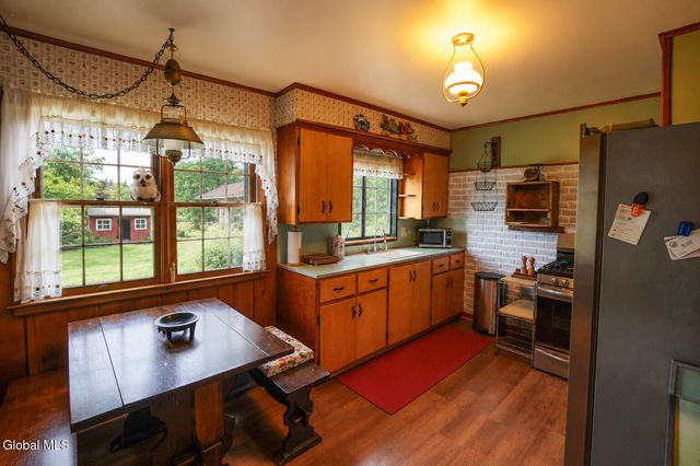 7 N 2nd Street, Cohoes, NY 12047